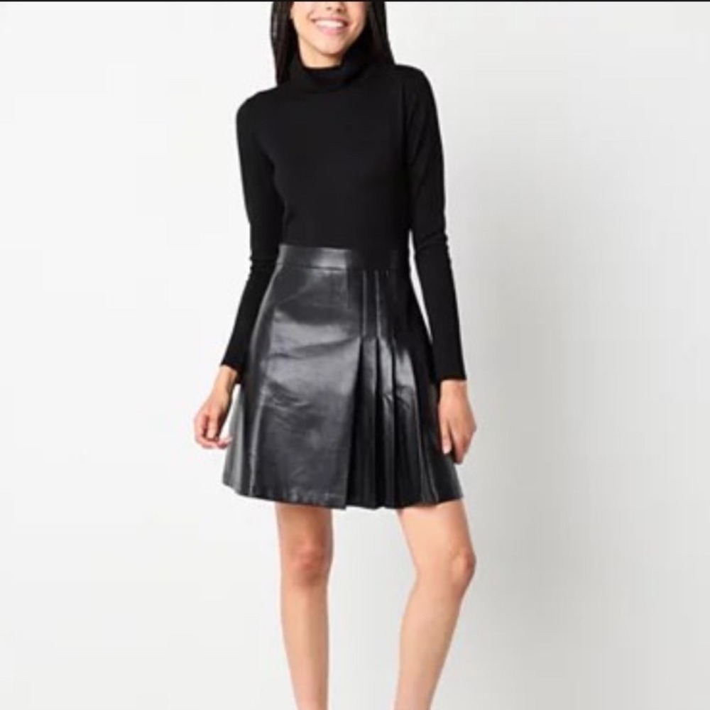 BCX Dress Mixed Media Turtleneck Pleated Faux Leather Skirt Women XS NEW Black